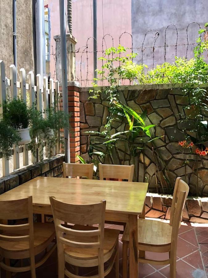 Hidden Hue Homestay Buitenkant foto